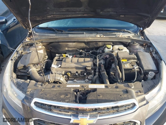 2015 Chevrolet Cruze LT with VIN 1G1PE5SB5F7190947, listed as a IAAI auction lot 41864743 with 175,329 mi miles. Bid and sale history available at carsss.com. Image 10.