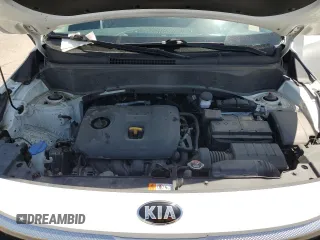 2021 Kia Seltos S z VIN KNDEU2AA5M7075898, wystawiony jako Copart lot #57243215 z przebiegiem 48 361 mil mil oraz Szkoda całkowita • Salvage title. Historia ofert i sprzedaży dostępna na DreamBid. Obrazek 12.