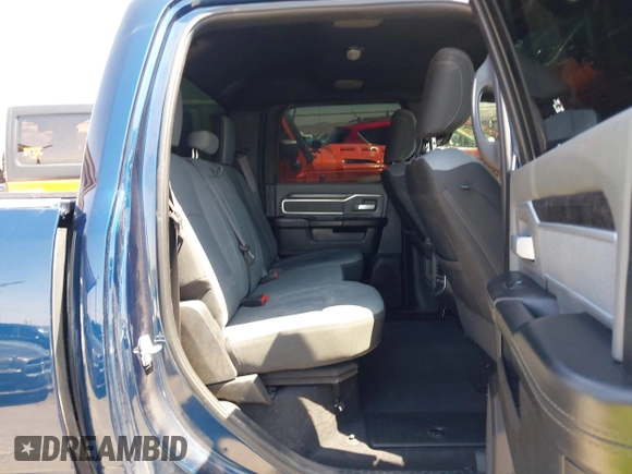 2022 Ram 2500 Big Horn with VIN 3C6UR5DL9NG149414, listed as a IAAI auction lot 42341514 with 102,536 mi miles and . Bid and sale history available at DreamBid. Image 8.