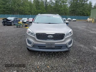 2018 Kia Sorento L with VIN 5XYPG4A32JG408103, listed as a Copart auction lot 49553575 with 136,879 mi miles and Clean Title. Bid and sale history available at carsss.com. Image 5.