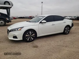 2021 Nissan Altima 2.5 SV with VIN 1N4BL4DV2MN390966, listed as a Copart auction lot 48074615 with 68,482 mi miles and Salvage Title. Bid and sale history available at carsss.com. Image 1.