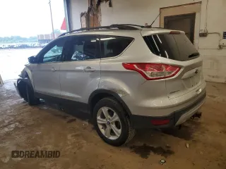 2013 Ford Escape SE z VIN 1FMCU9G90DUA34122, wystawiony jako Copart lot #60875735 z przebiegiem 174 118 mil mil oraz Szkoda całkowita • Salvage title. Historia ofert i sprzedaży dostępna na DreamBid. Obrazek 2.