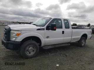 2015 Ford F-250 XLT with VIN 1FT7X2BT1FED59821, listed as a Copart auction lot 50061905 with 81,784 mi miles and Clean Title. Bid and sale history available at DreamBid. Image 1.