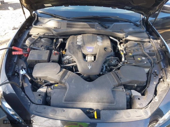 2014 Maserati Ghibli S Q4 with VIN ZAM57RTA1E1091738, listed as a IAAI auction lot 41518359 with 75,641 mi miles. Bid and sale history available at carsss.com. Image 10.