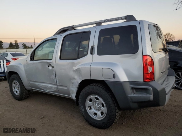 2013 Nissan Xterra X with VIN 5N1AN0NUXDN815814, listed as a Copart auction lot 83489424 with 70,602 mi miles and Salvage Title. Bid and sale history available at carsss.com. Image 2.