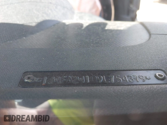 2009 Jeep Wrangler X with VIN 1J4FA24109L754379, listed as a IAAI auction lot 41754925 with 132,500 mi miles and . Bid and sale history available at DreamBid. Image 9.