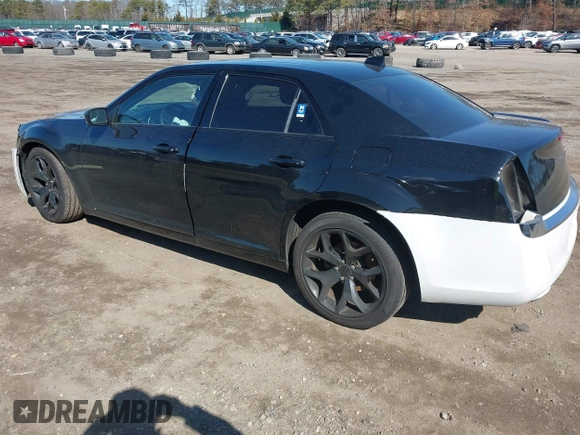 2021 Chrysler 300 with VIN 2C3CCABG8MH606625, listed as a IAAI auction lot 41843582 with 91,685 mi miles. Bid and sale history available at carsss.com. Image 3.