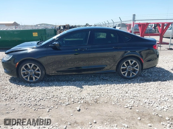 2016 Chrysler 200 S with VIN 1C3CCCBB5GN158260, listed as a IAAI auction lot 41981339 with 105,664 mi miles. Bid and sale history available at carsss.com. Image 15.