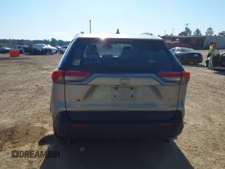 2019 Toyota RAV4 XLE with VIN JTMW1RFV7KD041106, listed as a IAAI auction lot 41759077 with 187,723 mi miles and . Bid and sale history available at DreamBid. Image 17.