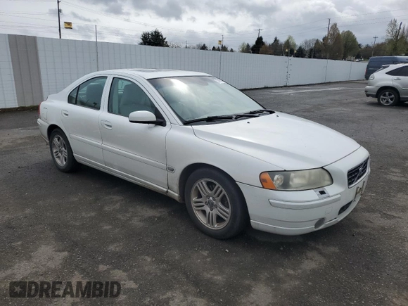 2005 Volvo S60 с VIN YV1RS592652462152, выставлен на аукционе Copart как лот 51055495 с пробегом 117 631 миль миль и Списание • Salvage title. История ставок и продаж доступна на DreamBid. Изображение 4.