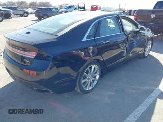 2016 Lincoln MKZ with VIN 3LN6L2G97GR608878, listed as a IAAI auction lot 41731619 with 152,429 mi miles and . Bid and sale history available at carsss.com. Image 4.