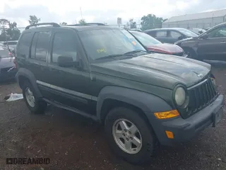 2006 Jeep Liberty Sport with VIN 1J4GL48K76W288408, listed as a IAAI auction lot 39990700 with 215,716 mi miles. Bid and sale history available at carsss.com. Image 1.