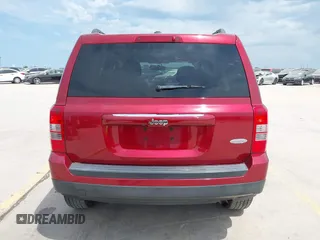 2016 Jeep Patriot Latitude with VIN 1C4NJPFB0GD527172, listed as a IAAI auction lot 42440983 with 66,836 mi miles and . Bid and sale history available at DreamBid. Image 16.