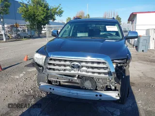 2016 Toyota Sequoia Limited with VIN 5TDJY5G16GS140022, listed as a IAAI auction lot 40995557 with 116,032 mi miles. Bid and sale history available at carsss.com. Image 12.