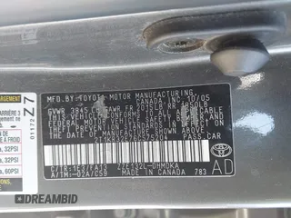 2006 Toyota Matrix STD with VIN 2T1KR32E76C575204, listed as a IAAI auction lot 42079811 with 299,999 mi miles and . Bid and sale history available at carsss.com. Image 9.