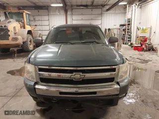 2009 Chevrolet Silverado 1500 LT with VIN 1GCEK29099Z286552, listed as a IAAI auction lot 41645344 with 253,177 mi miles. Bid and sale history available at carsss.com. Image 12.