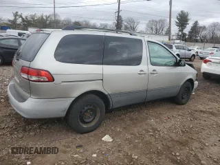 2003 Toyota Sienna CE with VIN 4T3ZF19CX3U523759, listed as a Copart auction lot 47987795 with 117,816 mi miles and Salvage Title. Bid and sale history available at carsss.com. Image 3.