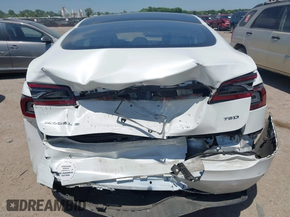 2017 Tesla Model S 100D with VIN 5YJSA1E20HF232570, listed as a IAAI auction lot 42037409 with 68,957 mi miles and . Bid and sale history available at DreamBid. Image 6.