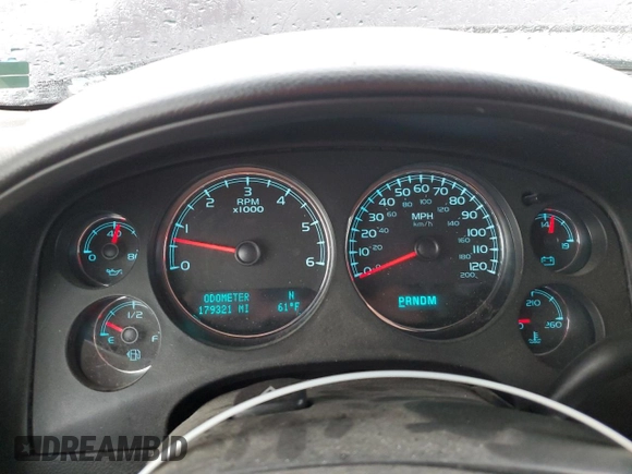 2009 Chevrolet Suburban LT w/1LT with VIN 1GNFK26399R216639, listed as a Copart auction lot 70335104 with 179,321 mi miles and Salvage Title. Bid and sale history available at carsss.com. Image 9.