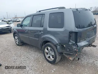 2012 Honda Pilot EX with VIN 5FNYF4H43CB050221, listed as a IAAI auction lot 41961752 with 217,064 mi miles. Bid and sale history available at carsss.com. Image 3.