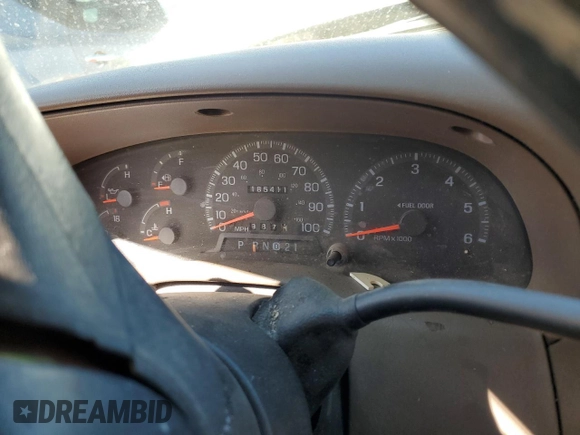 1998 Ford F-150 XL with VIN 1FTRX17L7WKB21212, listed as a Copart auction lot 45683025 with 185,411 mi miles and Salvage title. Bid and sale history available at DreamBid. Image 9.