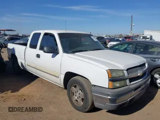 2005 Chevrolet Silverado 1500 LS with VIN 2GCEC19V351281059, listed as a IAAI auction lot 41590032 with 287,525 mi miles and . Bid and sale history available at DreamBid. Image 1.