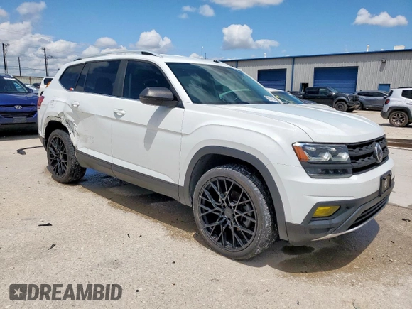 2018 Volkswagen Atlas SE with VIN 1V2CR2CA2JC569353, listed as a Copart auction lot 58377025 with 116,303 mi miles and Clean title. Bid and sale history available at DreamBid. Image 4.