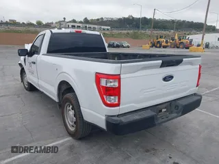 2022 Ford F-150 XL with VIN 1FTMF1CB4NKE51463, listed as a IAAI auction lot 42034226 with 82,658 mi miles and . Bid and sale history available at DreamBid. Image 3.