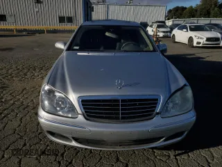 2005 Mercedes-Benz S-Class 4.3L with VIN WDBNG70J15A453434, listed as a Copart auction lot 77212554 with 247,643 mi miles and Clean Title. Bid and sale history available at carsss.com. Image 5.