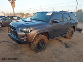 2018 Toyota 4Runner SR5 with VIN JTEBU5JR4J5528003, listed as a IAAI auction lot 41365391 with 36,941 mi miles. Bid and sale history available at carsss.com. Image 2.