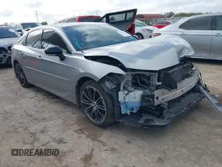 2019 Toyota Avalon XLE with VIN 4T1BZ1FB9KU032482, listed as a IAAI auction lot 41130135 with 58,166 mi miles. Bid and sale history available at carsss.com. Image 1.
