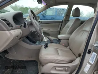 2002 Toyota Camry LE z VIN 4T1BE32K42U623283, wystawiony jako Copart lot #55631065 z przebiegiem 96 830 mil mil oraz Szkoda całkowita • Salvage title. Historia ofert i sprzedaży dostępna na DreamBid. Obrazek 7.