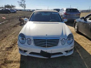 2009 Mercedes-Benz E-Class Sport 5.5L with VIN WDBUF72X59B371349, listed as a Copart auction lot 41536565 with 188,483 mi miles and Clean Title. Bid and sale history available at carsss.com. Image 5.