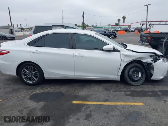 2017 Toyota Camry XLE z VIN 4T1BF1FKXHU797542, wystawiony jako IAAI lot #42374500 z przebiegiem 49 983 mil mil oraz . Historia ofert i sprzedaży dostępna na DreamBid. Obrazek 13.