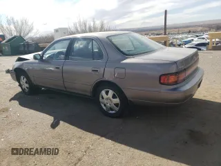1994 Toyota Camry LE z VIN JT2GK12E2R0050878, wystawiony jako Copart lot #46878005 z przebiegiem 152 211 mil mil oraz Szkoda całkowita • Salvage title. Historia ofert i sprzedaży dostępna na DreamBid. Obrazek 2.
