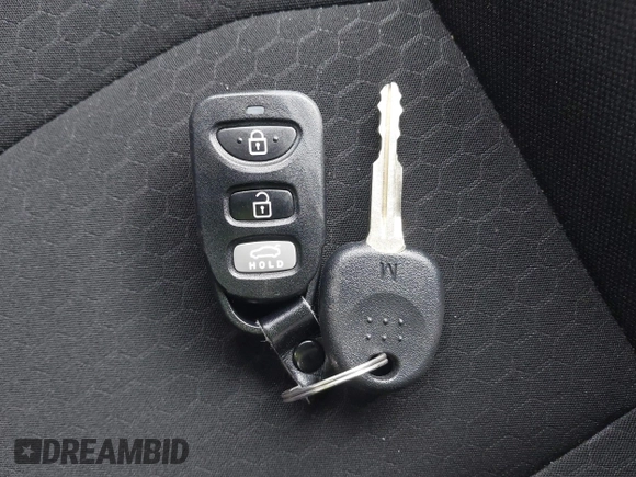 2019 Hyundai Elantra SE with VIN 5NPD74LF6KH416144, listed as a IAAI auction lot 41852351 with 27,882 mi miles and . Bid and sale history available at DreamBid. Image 11.