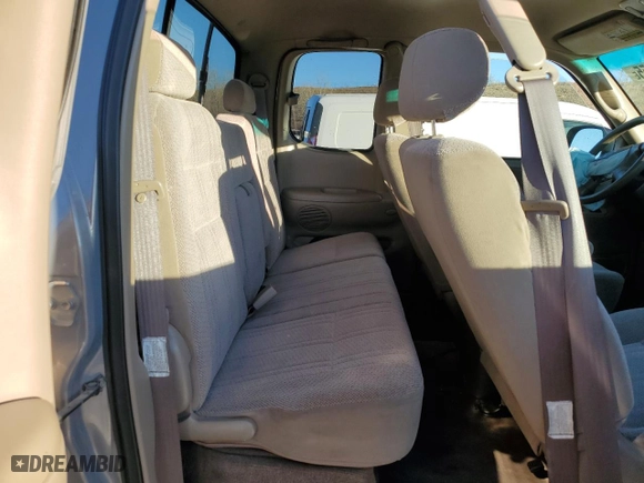 2002 Toyota Tundra SR5 with VIN 5TBRT34182S263008, listed as a Copart auction lot 47114055 with 293,526 mi miles and Salvage Title. Bid and sale history available at carsss.com. Image 10.
