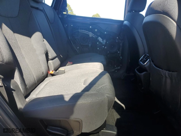 2020 Hyundai Santa Fe SE with VIN 5NMS2CADXLH215380, listed as a Copart auction lot 45696615 with 73,046 mi miles and Salvage Title. Bid and sale history available at carsss.com. Image 11.