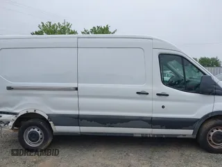2015 Ford Transit Cargo with VIN 1FTNR2CM4FKA26975, listed as a IAAI auction lot 39407096 with 150,786 mi miles and . Bid and sale history available at carsss.com. Image 13.