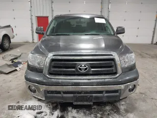 2013 Toyota Tundra 4WD Truck with VIN 5TFDW5F16DX305917, listed as a IAAI auction lot 41640555 with 255,812 mi miles. Bid and sale history available at carsss.com. Image 13.