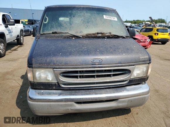 2001 Ford Econoline Cargo Recreational with VIN 1FDRE14L51HB25836, listed as a Copart auction lot 70288734 with 191,696 mi miles and Clean Title. Bid and sale history available at carsss.com. Image 5.