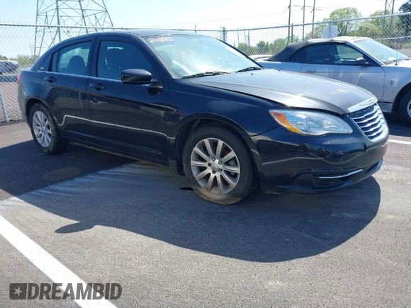 2014 Chrysler 200 Touring with VIN 1C3CCBBB6EN140731, listed as a IAAI auction lot 41987771 with 218,148 mi miles. Bid and sale history available at carsss.com. Image 1.