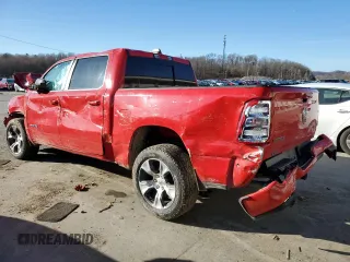 2019 Ram 1500 Big Horn z VIN 1C6SRFFT5KN614090, wystawiony jako Copart lot #49773325 z przebiegiem 49 406 mil mil oraz Szkoda całkowita • Salvage title. Historia ofert i sprzedaży dostępna na DreamBid. Obrazek 2.