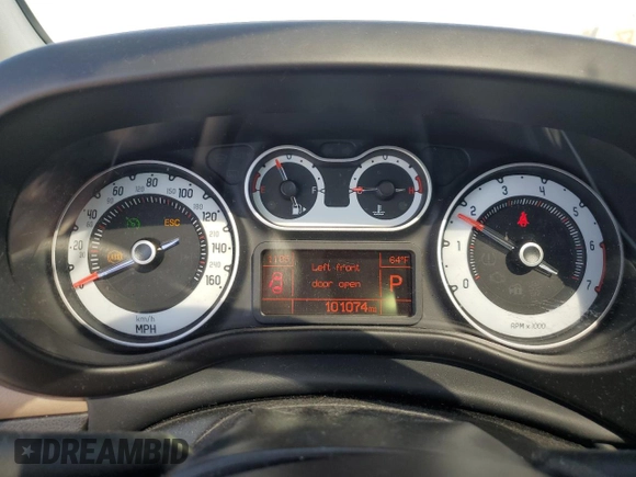 2017 FIAT 500L Lounge with VIN ZFBCFACH9HZ039487, listed as a Copart auction lot 47660685 with 101,074 mi miles and Salvage Title. Bid and sale history available at DreamBid. Image 9.
