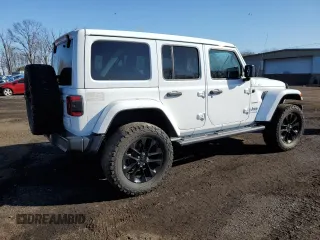2021 Jeep Wrangler Unlimited Sahara with VIN 1C4JJXP64MW762819, listed as a Copart auction lot 49796845 with 76,543 mi miles and Salvage Title. Bid and sale history available at DreamBid. Image 3.