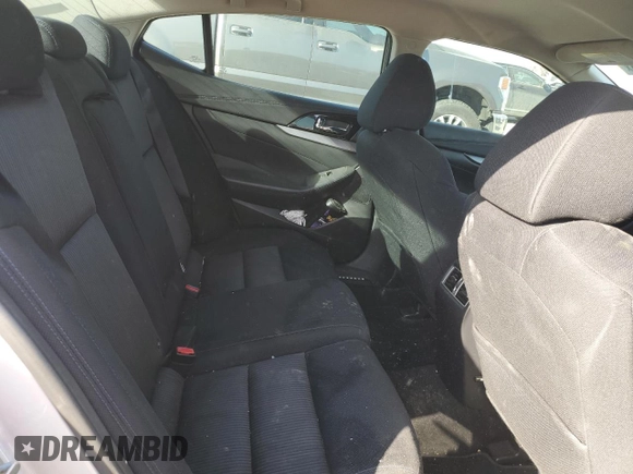 2016 Nissan Maxima SL with VIN 1N4AA6AP4GC440477, listed as a Copart auction lot 48556775 with 143,134 mi miles and Clean title. Bid and sale history available at DreamBid. Image 10.