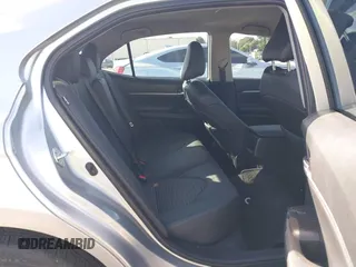 2023 Toyota Camry SE z VIN 4T1G11AK9PU805365, wystawiony jako IAAI lot #40647197 z przebiegiem 18 643 mil mil oraz . Historia ofert i sprzedaży dostępna na DreamBid. Obrazek 8.