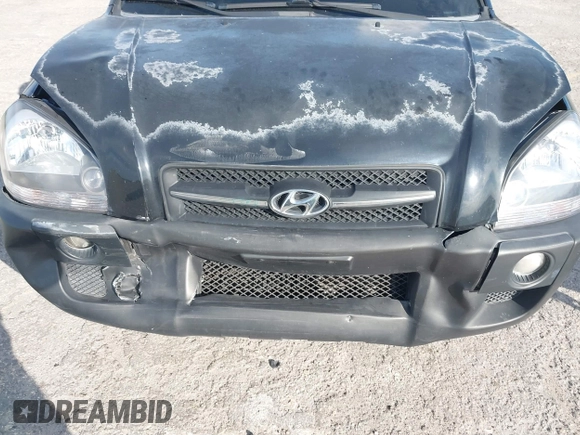2007 Hyundai Tucson SE with VIN KM8JN12DX7U573823, listed as a IAAI auction lot 41238550 with 79,641 mi miles. Bid and sale history available at carsss.com. Image 6.