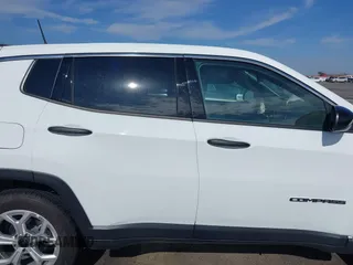 2025 Jeep Compass Sport with VIN 3C4NJDAN9ST516030, listed as a IAAI auction lot 41471666 with 2,094 mi miles and . Bid and sale history available at DreamBid. Image 14.
