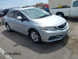 2013 Honda Civic LX z VIN 2HGFB2F59DH300240, wystawiony jako IAAI lot #42360017 z przebiegiem 124 929 mil mil oraz . Historia ofert i sprzedaży dostępna na DreamBid. Obrazek 1.